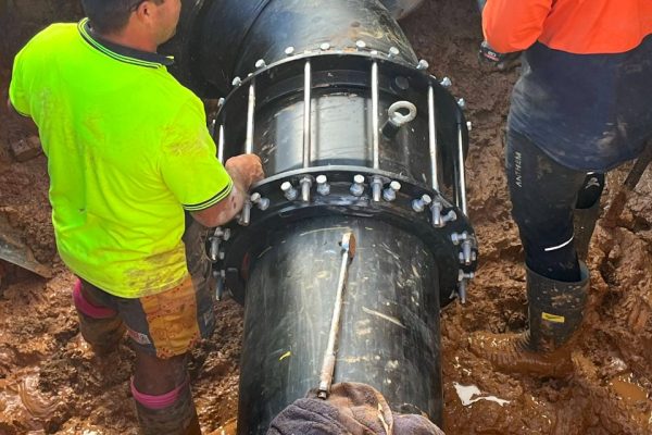 multigrip restraingt couplings for NSW PE pipeline (2)